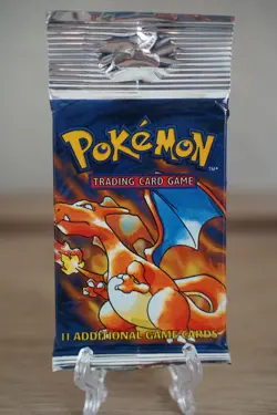 Pokemon TCG Base Set Unlimited Booster Pack Charizard Art WOTC Sealed Vintage - Image 1