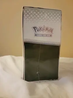 NEW UNOPENED Prismatic Evolutions Elite Trainer Box ETB Scarlet and Violet - Image 4