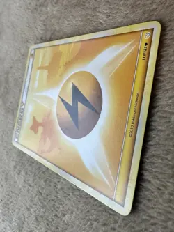 2010 Pokemon TCG HGSS Ampharos Lightning Energy Regular Non-holo 118/123 LP - Image 5