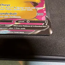 Pokemon TCG Vivid Voltage Pikachu v 170/185 Full Art Rare & Sleeve - Image 4