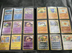 Binder Pokemon Pikachu, Eevee, Umbreon, Card Collection English Lot Of 247 Cards - Image 4