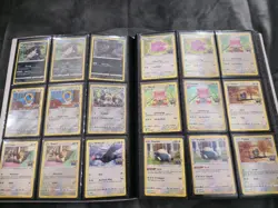 Binder Pokemon Pikachu, Eevee, Umbreon, Card Collection English Lot Of 247 Cards - Image 5