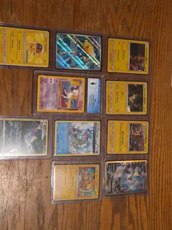 Pokemon- TCG Trading Cards 636996769739 - Image 1