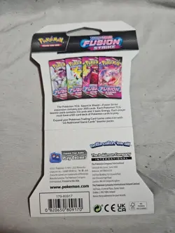 Pokemon TCG Sword & Shield Fusion Strike Sleeved Booster Pack (Factory Sealed) - Image 2