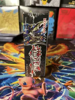 Yugioh 25th Anniversary Sealed Invasion Of Chaos Booster Box - Image 3