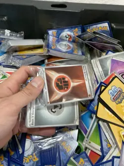 Pokemon TCG - HUGE Lot ALL ENERGY CARDS! HOLO NEW VTG VARIOUS Over 3000 - Image 3