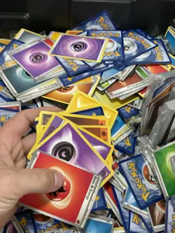 Pokemon TCG - HUGE Lot ALL ENERGY CARDS! HOLO NEW VTG VARIOUS Over 3000 - Image 5
