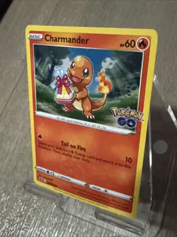 Charmander Black Star Promo SWSH232 Sword & Shield Cards Holo 2022 - Image 2