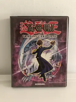 Yu-Gi-Oh binder and 112 Cards - All 1996 kazuki takahashi - some poor condition - Image 1