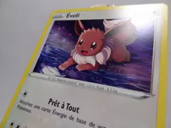 Carte Pokemon " Evoli " Holo - Promo - SWSH127 - Epee & Bouclier - NM - FR - Image 5