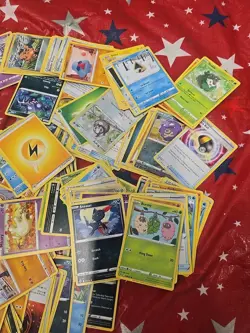 Pokeman 2020 Random Cards Mixed Lot Fair condition READ DESCRIPTION 100+ cards - Image 2