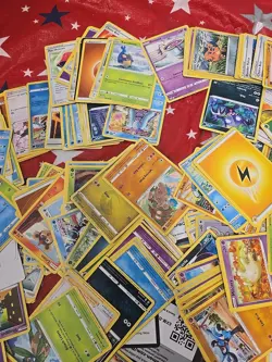 Pokeman 2020 Random Cards Mixed Lot Fair condition READ DESCRIPTION 100+ cards - Image 4