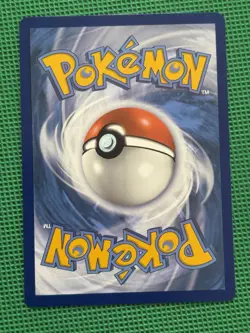 [NM] Latias 193/264 Rare SWSH08: Fusion Strike Reverse Holo Pokemon Card - Image 2