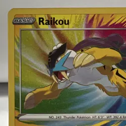 2020 Pokemon TCG Vivid Voltage Raikou Amazing Rare 050/185 NM One Owner - Image 4