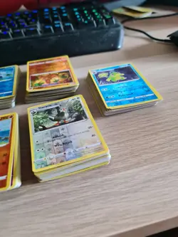 Pokemon Card Bundle 270x Reverse Holo/Holo Lost Origin Silver Tempest - Image 4