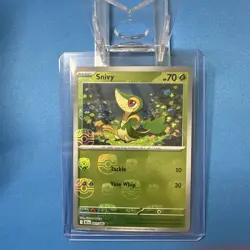 Snivy 001/086 Reverse Holo (Master Ball Pattern) Black Bolt English Pokemon - Image 1