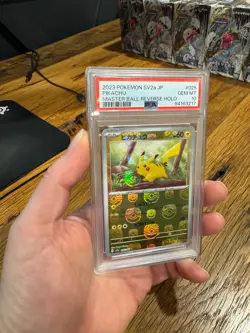Pikachu Master Ball PSA 10 (025/165 Sv2a: Pokemon Card 151 Holo) - Japanese - Image 3