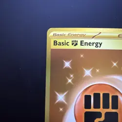 Basic Fighting Energy GOLD SECRET RARE 258/198 Scarlet & Violet Pokemon TCG - Image 2