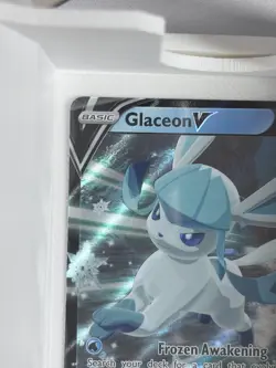 Pokemon Glaceon V Ultra Rare Holo SWSH07 Evolving Skies 040/203 210 HP Card - Image 3