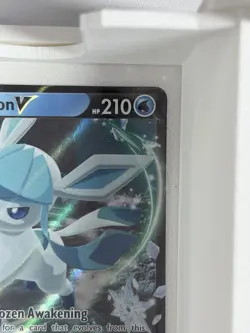Pokemon Glaceon V Ultra Rare Holo SWSH07 Evolving Skies 040/203 210 HP Card - Image 4