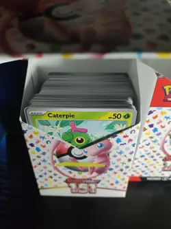 150 Pokemon Cards Scarlet & Violet 151 Bulk Lot w/ Box - Image 2