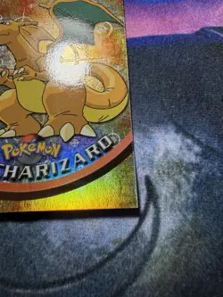 Topps Pokemon - Charizard - Series 1 - Rainbow Pokeball Foil🌈 - Very Rare! - Image 3