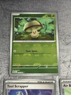 Pokemon TCG - Black Bolt & White Flare - 25x Pokeballs Bundle & 1x Masterball - Image 2