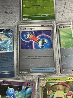 Pokemon TCG - Black Bolt & White Flare - 25x Pokeballs Bundle & 1x Masterball - Image 4