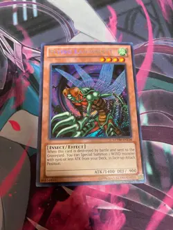 YUGIOH - FLYING KAMAKIRI #1 - SECRET RARE - UNLIMITED - NM - LCYW - Image 1