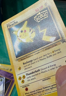 1999 Pokemon PIKACHU Black Star Promo Card #4 Nintendo Rare LP Card - Image 2