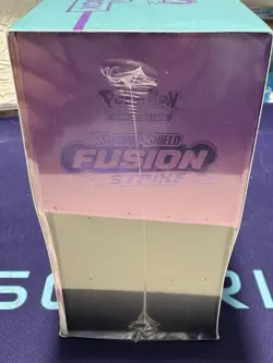 Pokemon Center TCG Sword & Shield-Fusion Strike Elite Trainer Box - Image 3