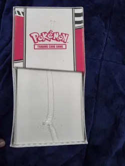 Pokemon TCG: Scarlet & Violet - WHITE FLARE Elite Trainer Box/Damaged See Photos - Image 2