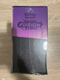 Pokemon TCG Sword and Shield Fusion Strike Elite Trainer Box FACTORY SEALED NEW - Image 4