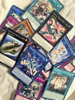 Yu-Gi-Oh! 16 Card Lot Mixed Spells & Traps 1st Edition Bundle - Image 1