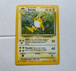 Raichu Holo Rare - Pokemon TCG Base Set Unlimited - 1999 WOTC - LP Condition - Image 1