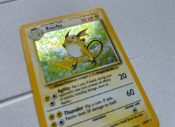 Raichu Holo Rare - Pokemon TCG Base Set Unlimited - 1999 WOTC - LP Condition - Image 4