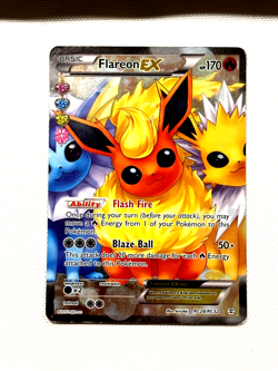 Flareon EX RC28/RC32 Generations Radiant Collection Full Art Holo Pokemon TCG En - Image 1