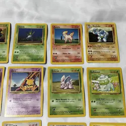 Vintage 1999 Pokemon Cards Lot 25 Base Jungle Fossil LP/NM No Duplicates - Image 3