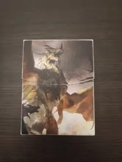 Commander 2017 The Ur-dragon Ultrapro Deck Box - Image 2