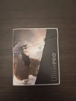 Commander 2017 The Ur-dragon Ultrapro Deck Box - Image 3