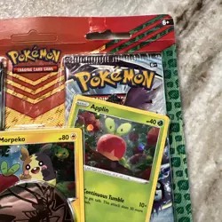 Pokemon TCG Fusion Strike & Chilling Reign Blister 2-Pack - Image 3