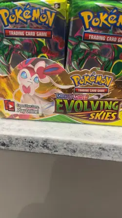 Pokemon TCG Sword & Shield EVOLVING SKIES Booster Box Sealed 36 Packs 820650818776 - Image 1