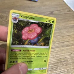 Pokemon Vileplume Holo Rare SM - Unbroken Bonds 8/214 mint condition - Image 2