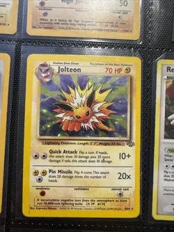 Pokemon TCG Jolteon Jungle Holo Rare Card 4/64 - Image 1