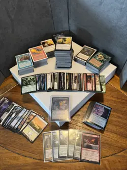 Magic: The Gathering Collection Starter Box with The Soul Stone (Foil) - Image 1