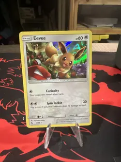 Pokemon Hidden Fates #48/68 Eevee (48) Holo Holo Rare - Image 1