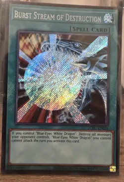 Yu-Gi-Oh! Dragon Bundle-Blue Eyes White Dragon (Version 1&2), & More To Maximize - Image 2