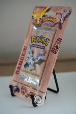 Pokemon Fossil Booster Blister Pack Aerodactyl Artwork 1999 WOTC Sealed - Image 3