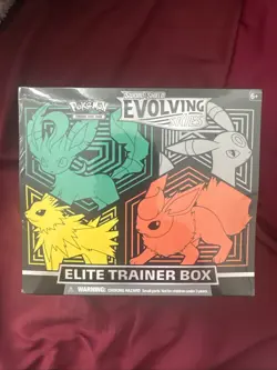 Evolving Skies ETB Elite Trainer Box [Flareon/Jolteon/Umbreon/Leafeon] SEALED - Image 1