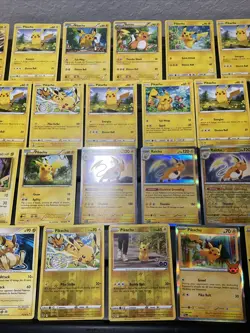 (30) Pikachu CARDS LOT VTG HOLO Raichu Stamped Red Cheeks Lv 17 Halloween 25th - Image 3
